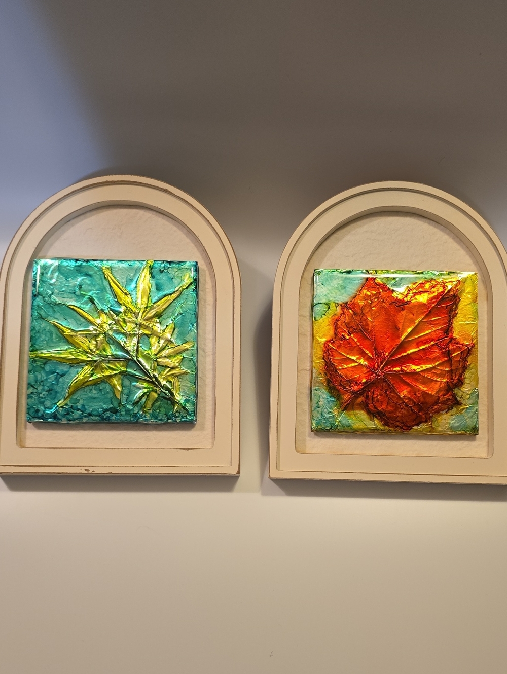 Embossed Alcohol Ink Leaves